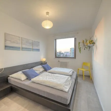 Apartman S Garazi Kousek Od Kolonady Poděbrady