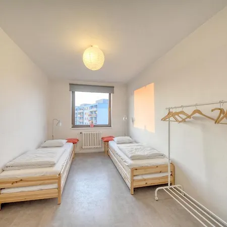 Apartman S Garazi Kousek Od Kolonady Apartamento