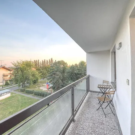 Apartman S Garazi Kousek Od Kolonady
