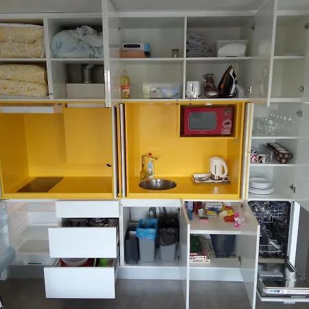 Apartman S Garazi Kousek Od Kolonady 아파트 포데브라디